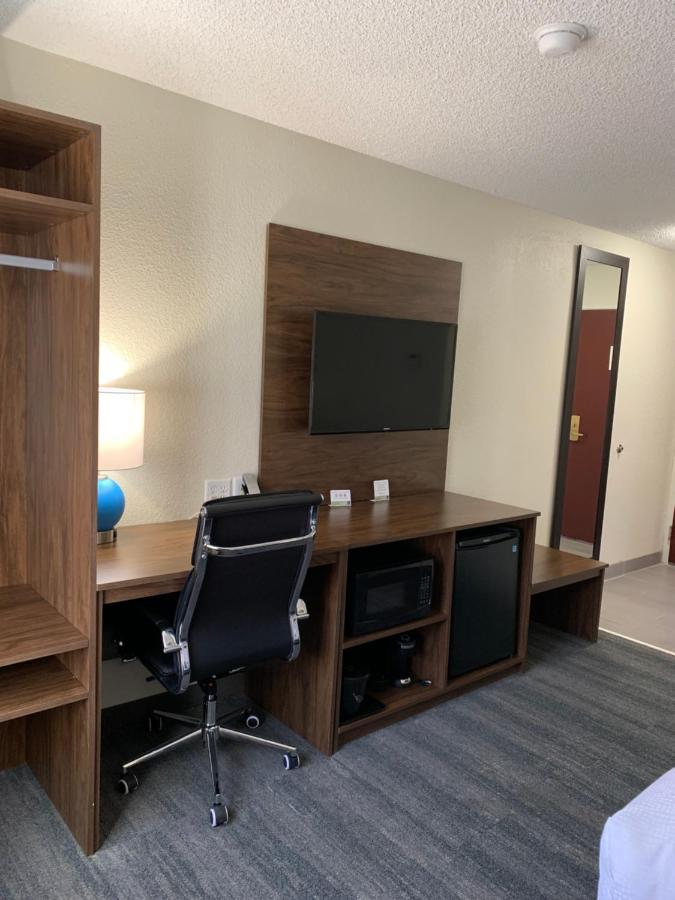 Sleep Inn & Suites California Bagian luar foto