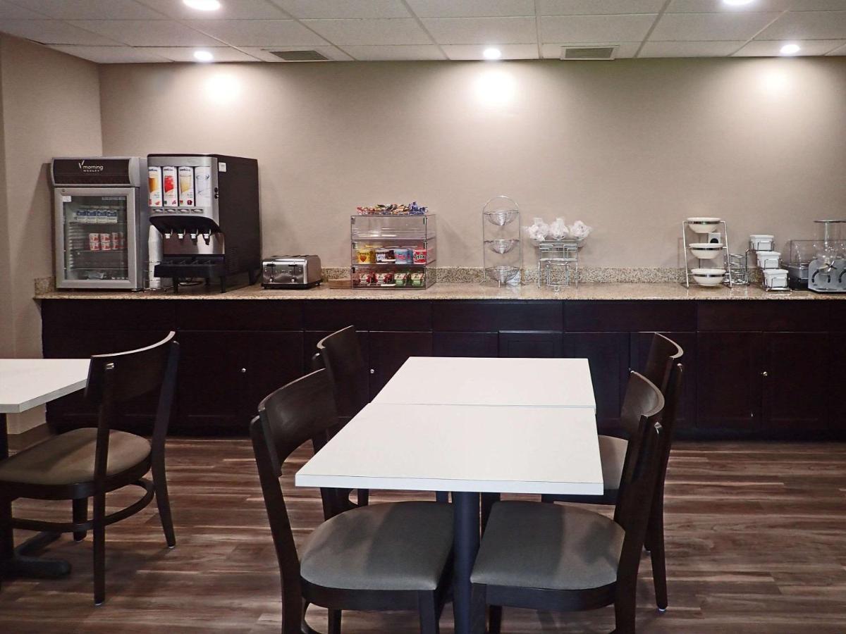 Sleep Inn & Suites California Bagian luar foto